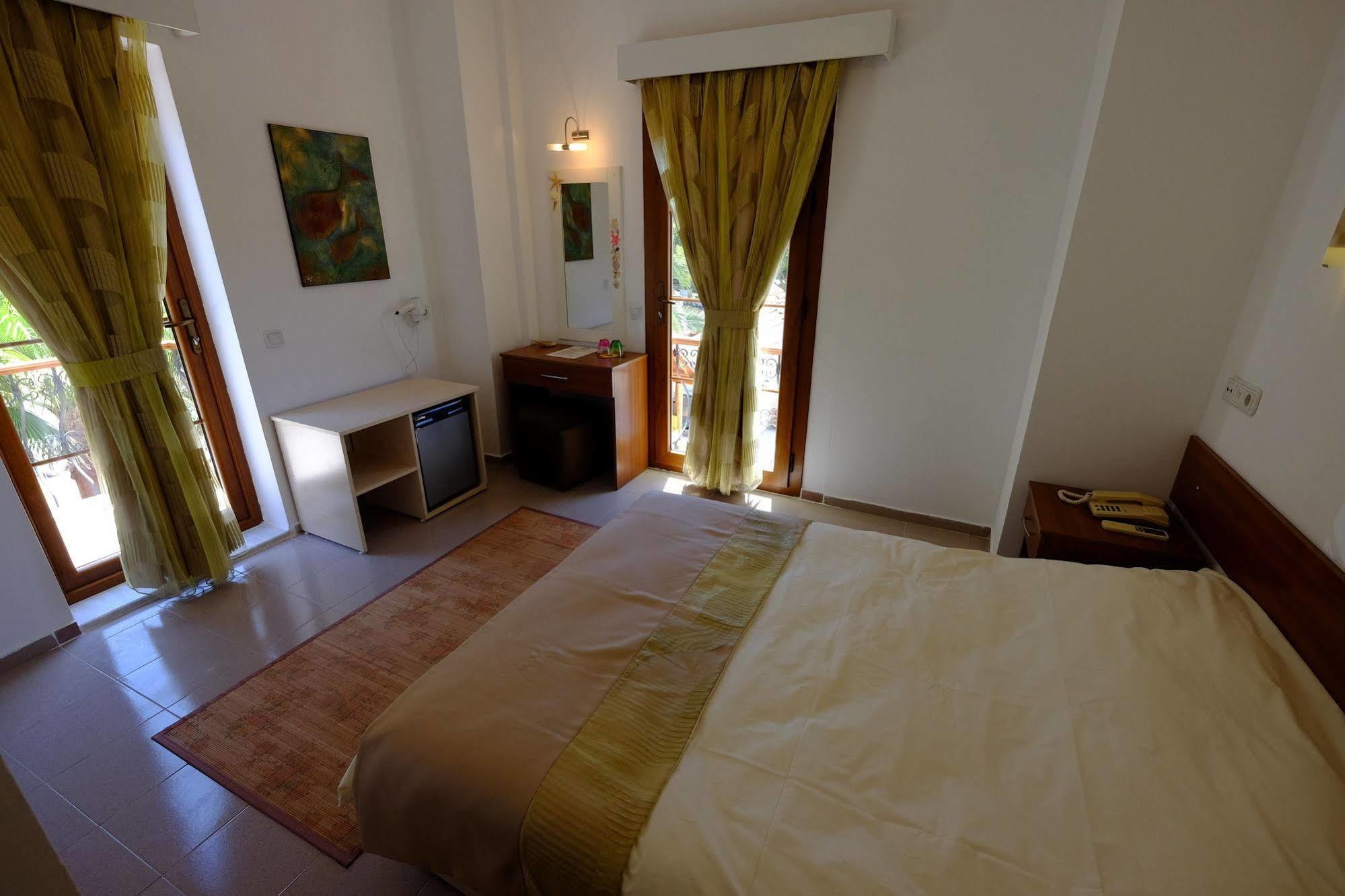 Flying Dutchman Hotel Ölüdeniz Eksteriør billede